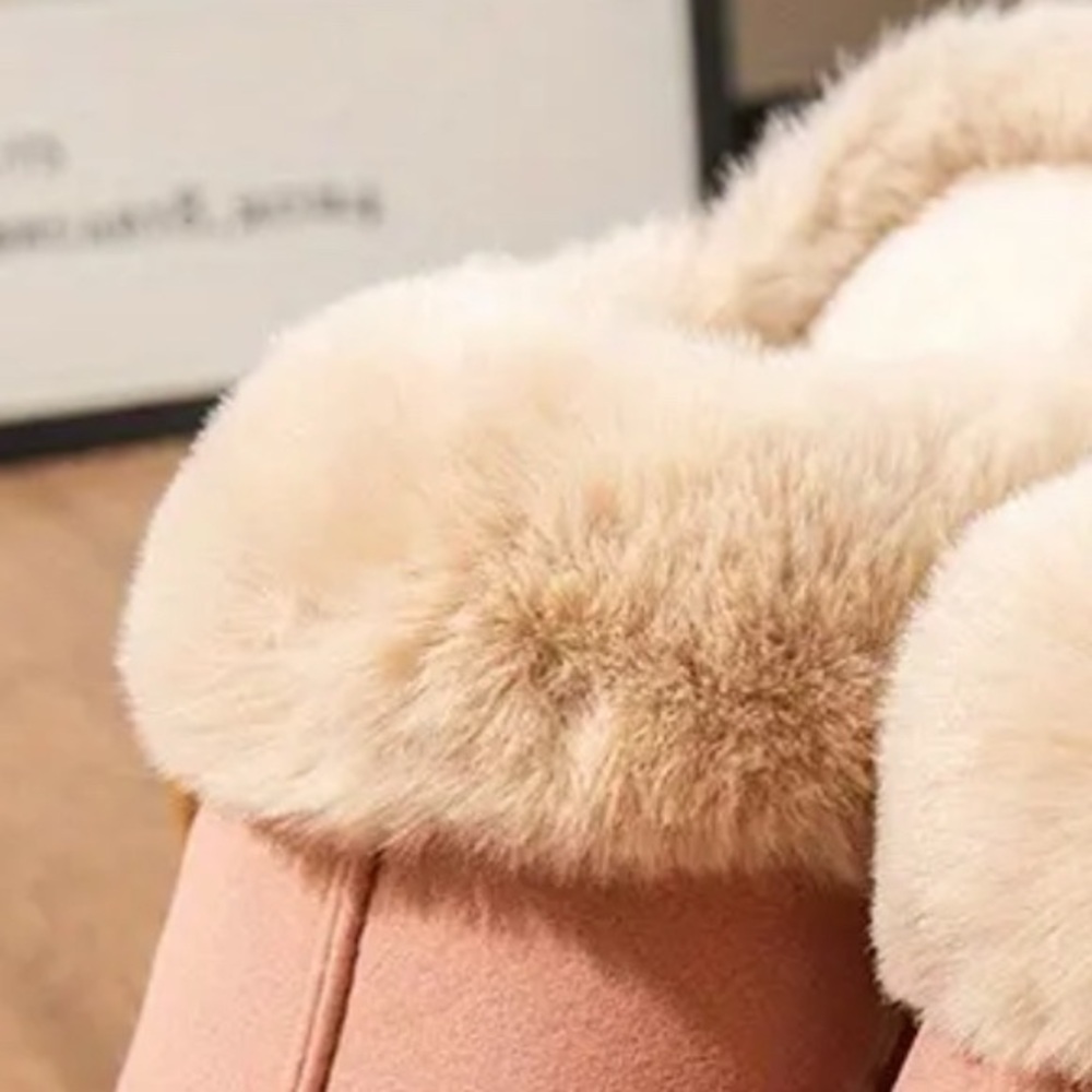 Women's Cream Fur-Lined Slippers Various colors available - Picture 2 of 4
